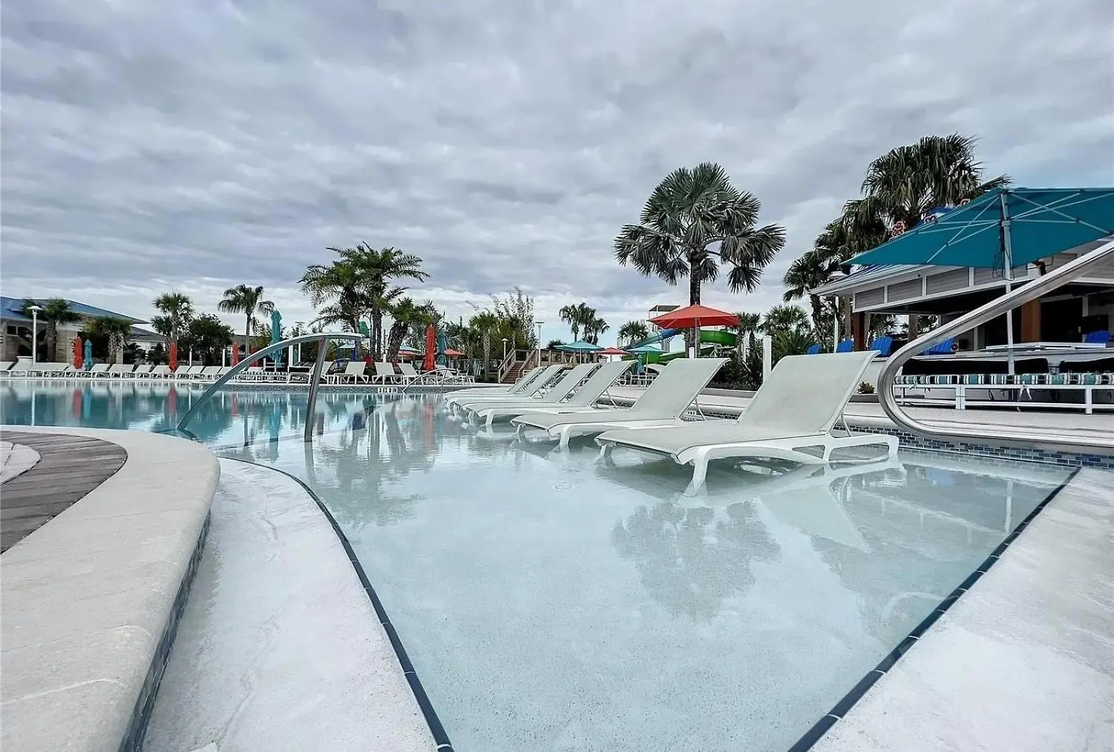2127Lc- Windsor Island Resort Davenport 0*,