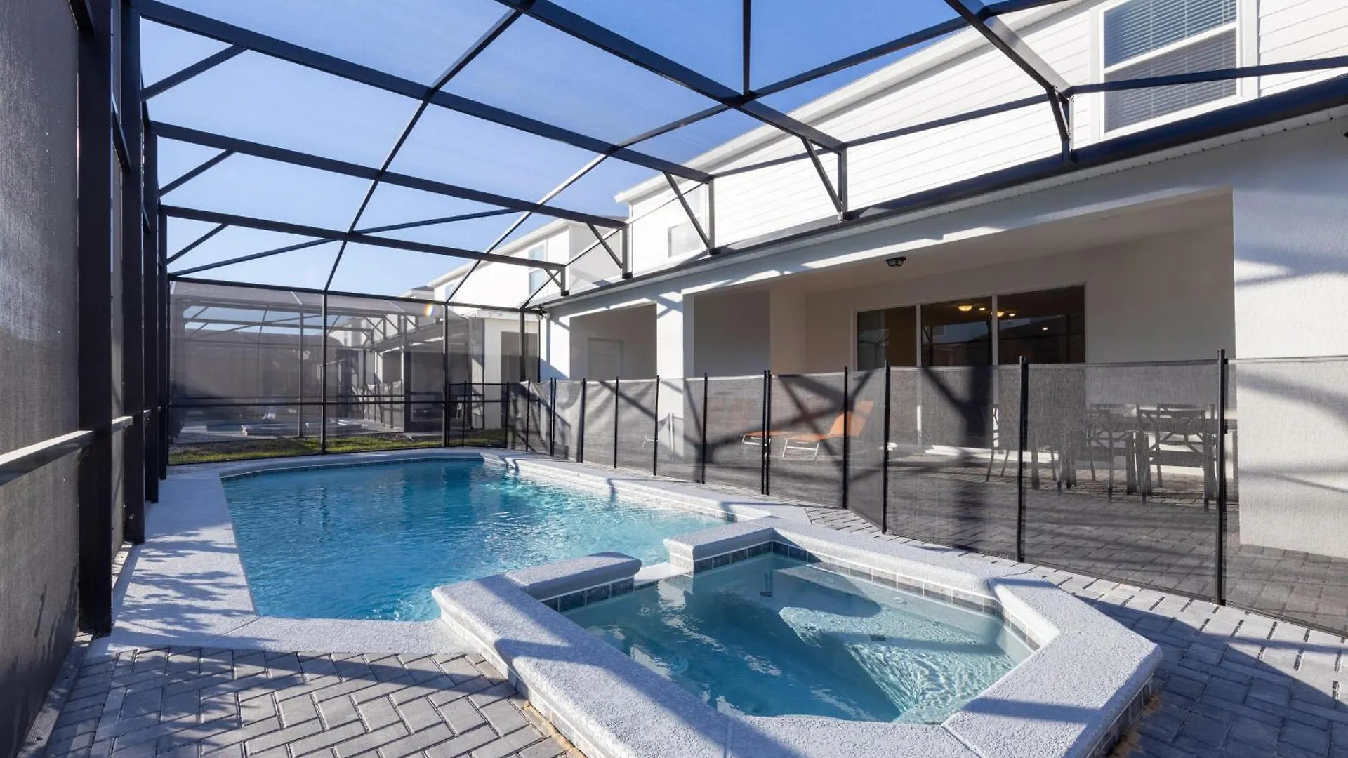 2127Lc- Windsor Island Resort Davenport 0*,