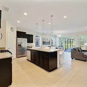 Luxury Pool Homes @ Solterra - Game Rooms, Lazy River & More - Close To Disney Davenport